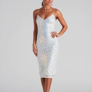 Windsor Formal | Carly Formal White Sequin V-Neck Dress